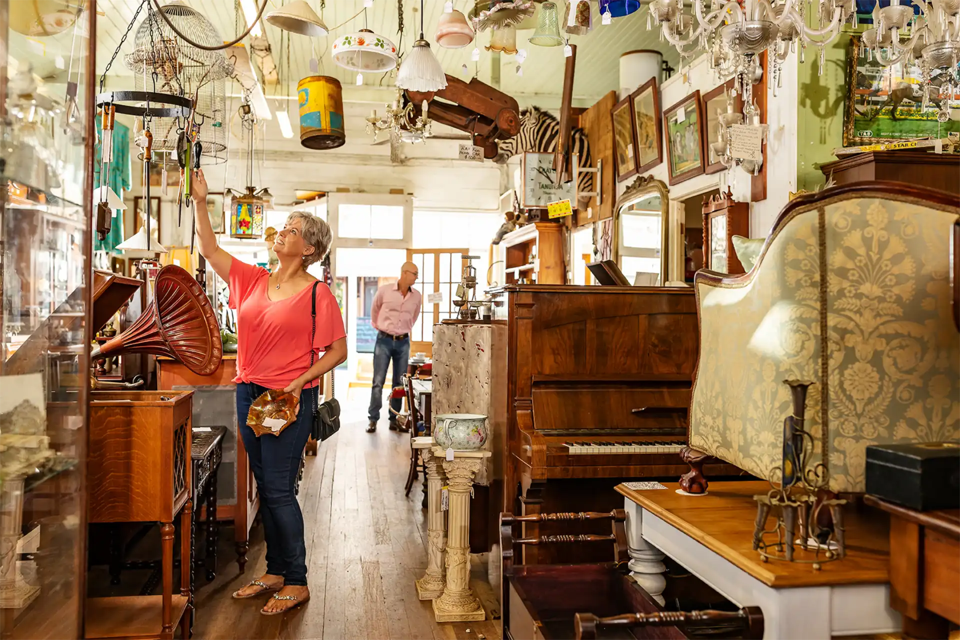 Scotland Yard Antiques